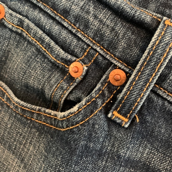 Levi’s Boyfriend Jeans - Picture 6 of 7